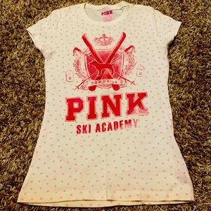 Vs pink shirt